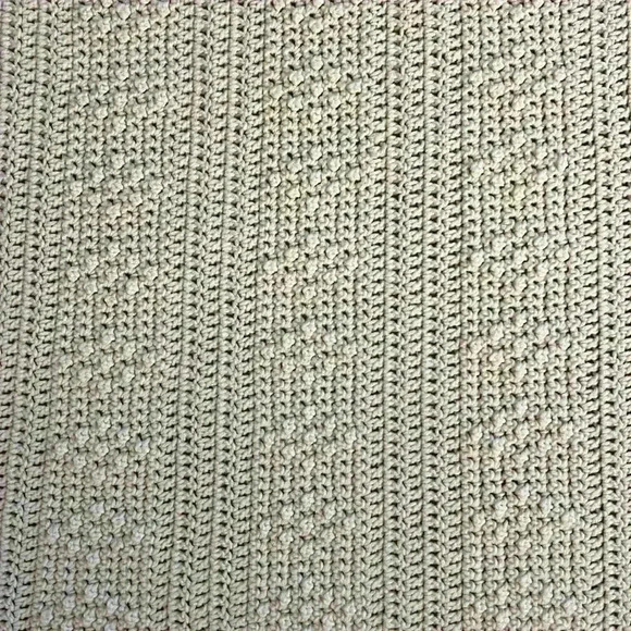 Vintage  Off White/ Cream knitted blanket/throw - Picture 7 of 8